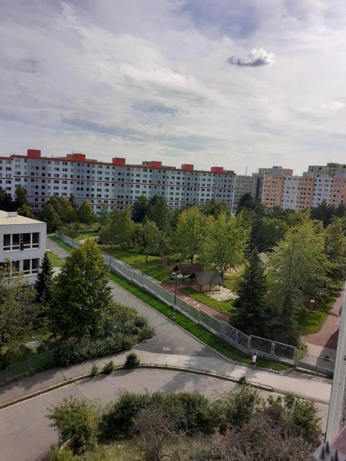 布拉格 Km House Cerny Most旅舍 外观 照片