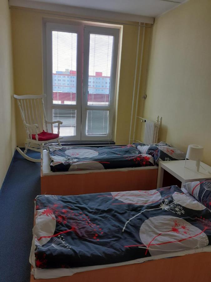 布拉格 Km House Cerny Most旅舍 外观 照片