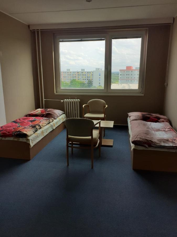 布拉格 Km House Cerny Most旅舍 外观 照片