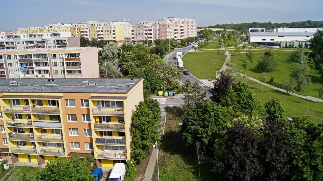 布拉格 Km House Cerny Most旅舍 外观 照片