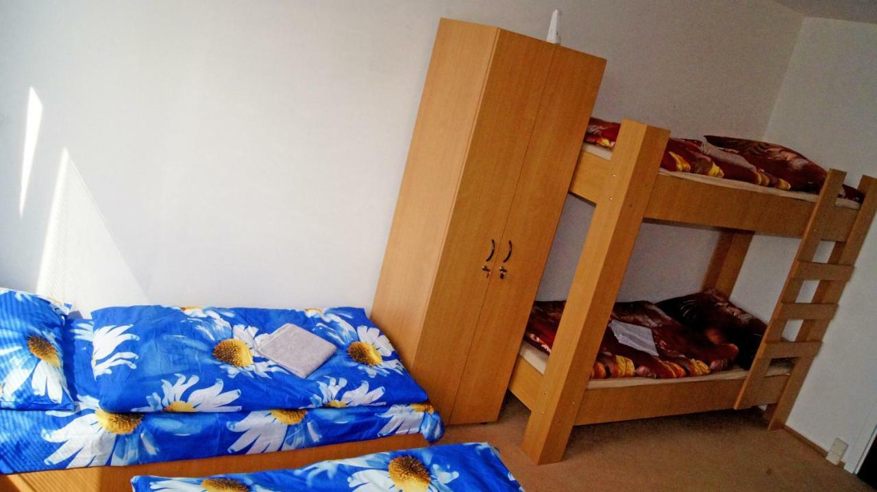 布拉格 Km House Cerny Most旅舍 外观 照片