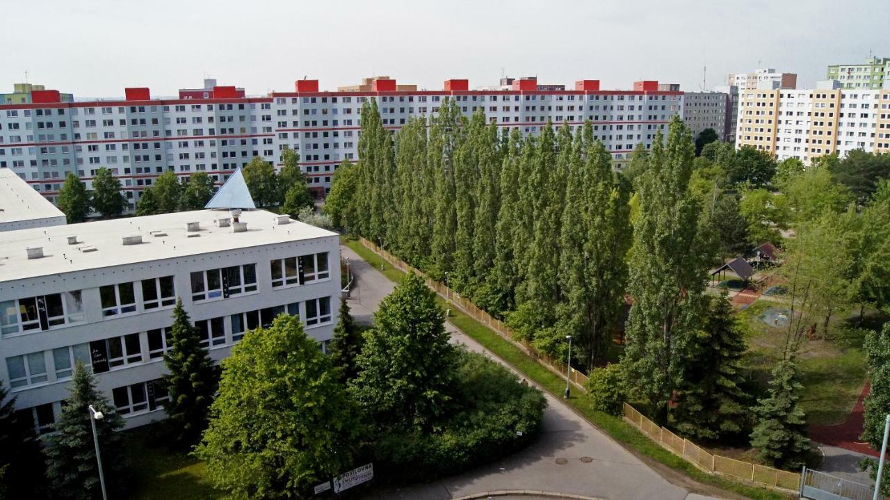 布拉格 Km House Cerny Most旅舍 外观 照片