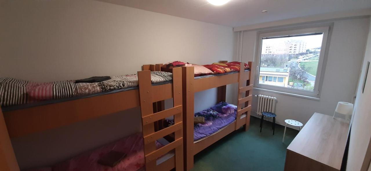 布拉格 Km House Cerny Most旅舍 外观 照片