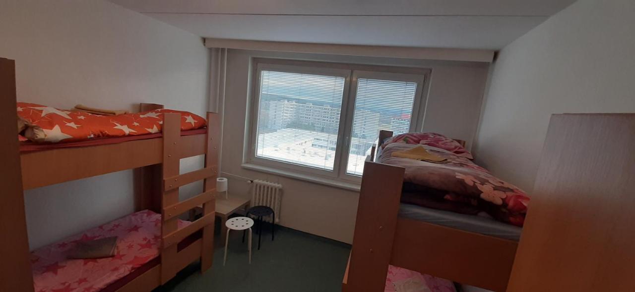 布拉格 Km House Cerny Most旅舍 外观 照片